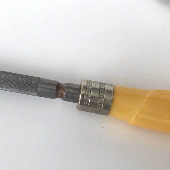 Vintage Westall Richardson Butterscotch Yellow Bakelite Carving - 3 PC Set - Picture 5 of 8